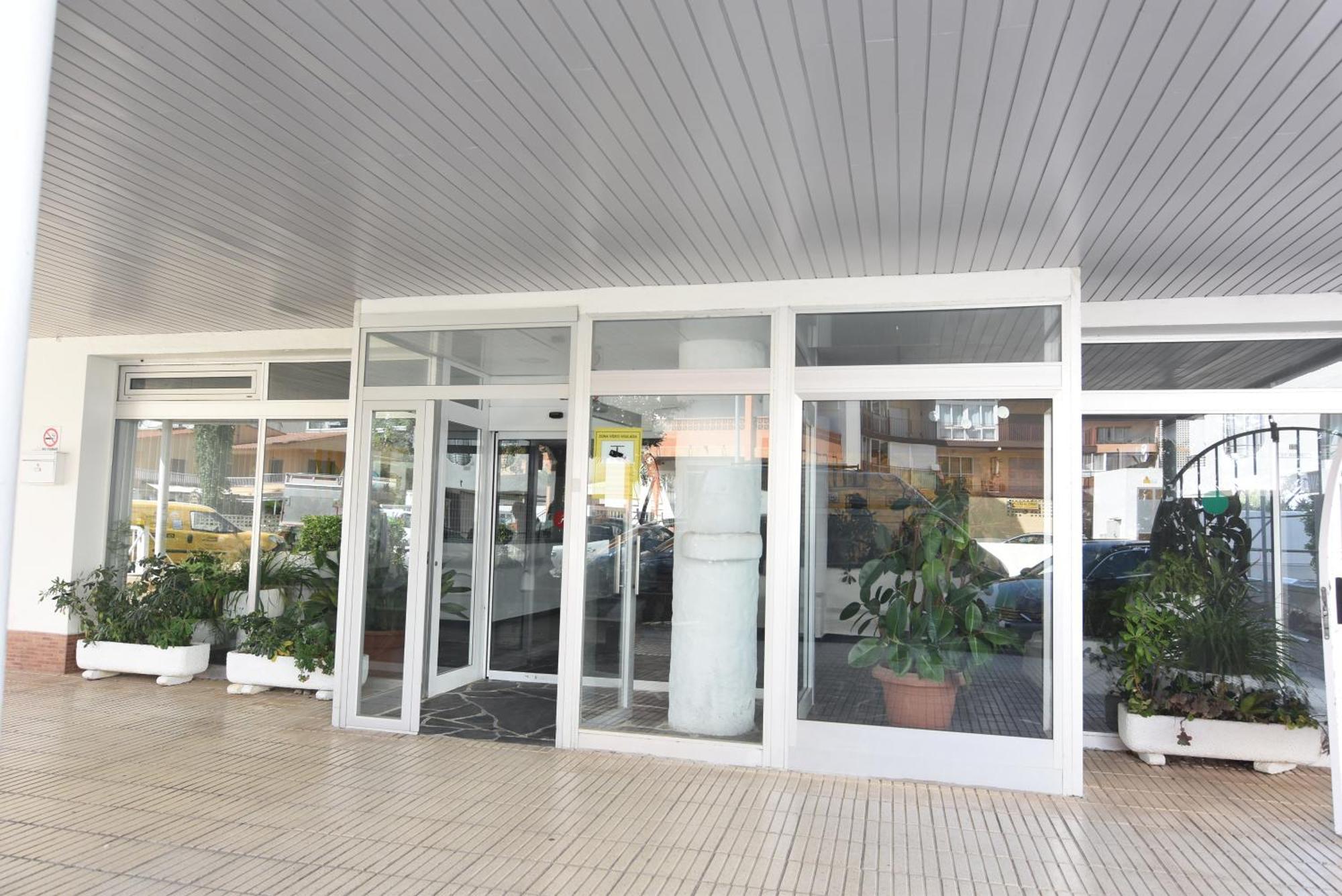 Rnet - Rhc 2712 Roses Holiday Center エクステリア 写真